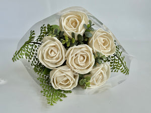 1/2 Dozen White Rose Medium Bouquet